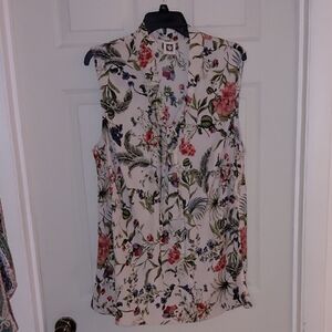 EUC Anne Klein Sleeveless Blouse, 2X, Tie Front, Lovely Florals And Ferns